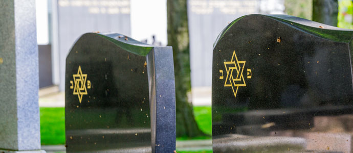 Jewish Monuments and Memorials