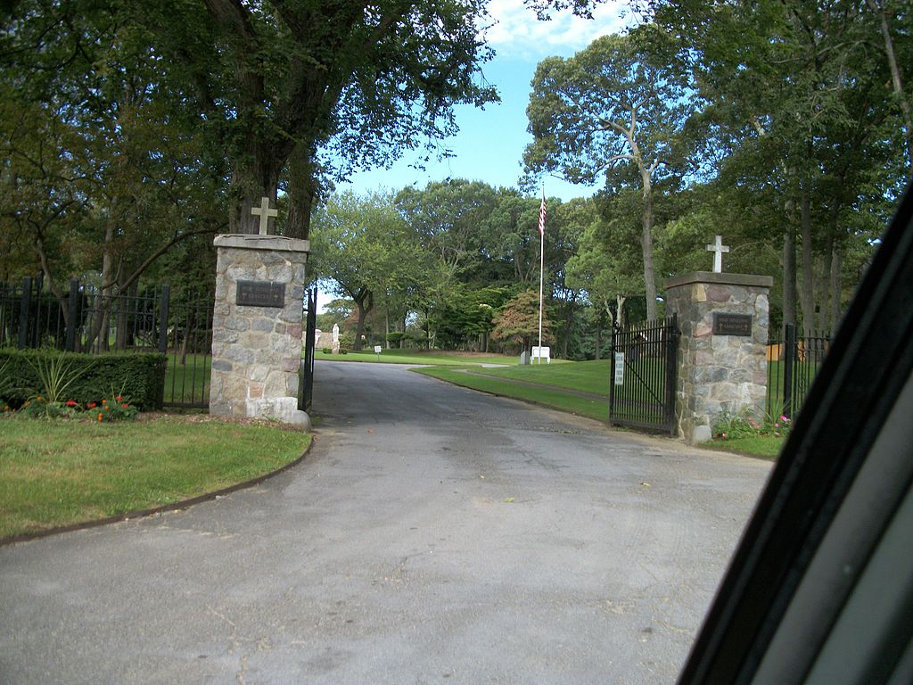 Holy Sepluchre Cemetery Entrance