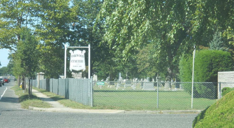 Oakwood Cemetery, Bay Shore NY | St. Charles Monuments